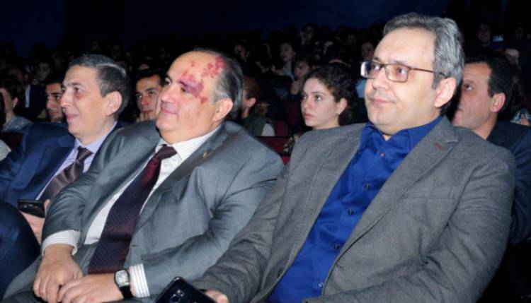 Ի՞նչ է անում պաշտոնը մարդու հետ. «Փաստ»