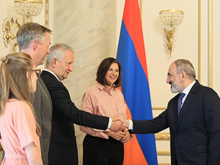 Նիկոլ Փաշինյանն ընդունել է Բունդեսթագի փոխնախագահին․ քննարկվել են փոխադարձ հետաքրքրություն ներկայացնող հարցեր