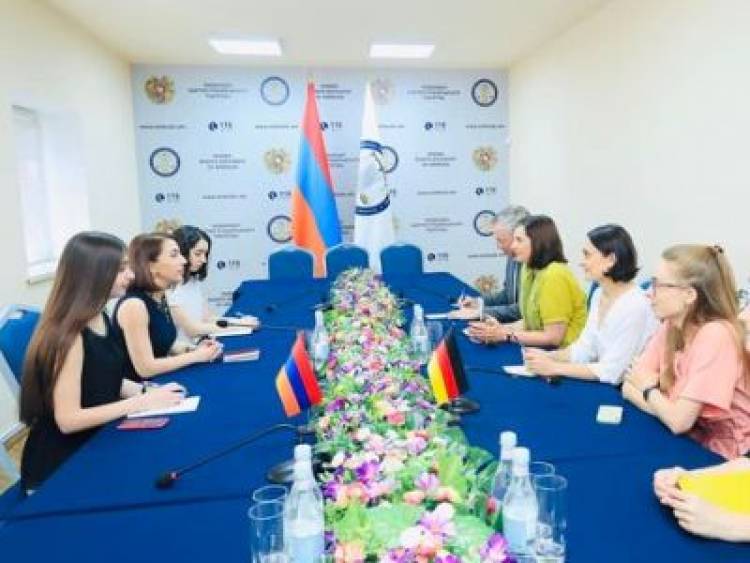 Գերմանիայի Բունդեսթագի փոխնախագահը հետաքրքրվել է Հայաստանի ՄԻՊ-ի անկախության երաշխիքներով