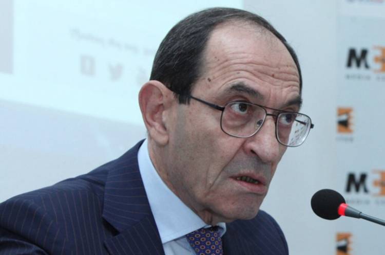 Էդ ո՞ր ժողովրդավարական երկրում ձու ու լոլիկ չեն նետում, դրա համար մարդկանց ասում են՝ իրավունք չունե՞ս այս երկրում լինել. Շավարշ Քոչարյան