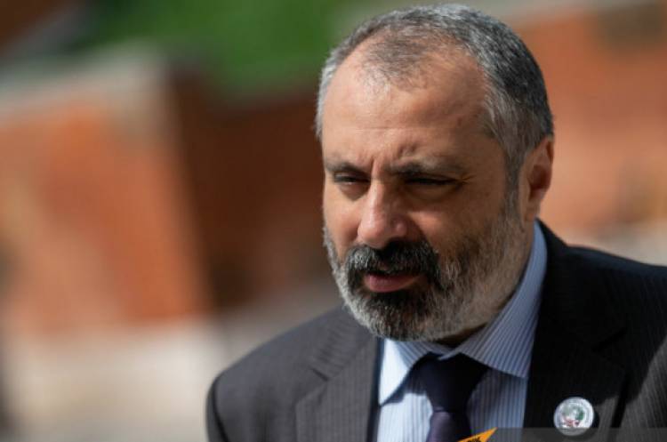 Անթույատրելի է զարգացնել հարաբերություններն այլ երկրների հետ՝ եղբայրական երկրների հետ կապերի և հարաբերությունների հաշվին․ Արցախի ԱԳ նախարար