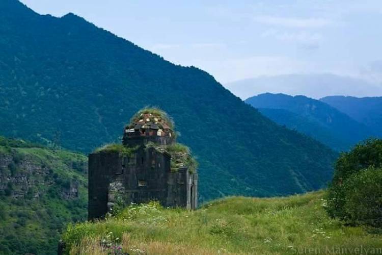 Հայաստանի տեսարժան վայրերը. ո՞ւր գնալ այս ամառ․ Դսեվանք (լուսանկարներ)