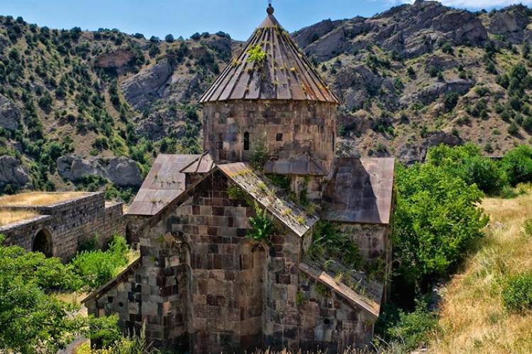 Հայաստանի տեսարժան վայրերը. ո՞ւր գնալ այս ամառ․ Գնդեվանք (լուսանկարներ)