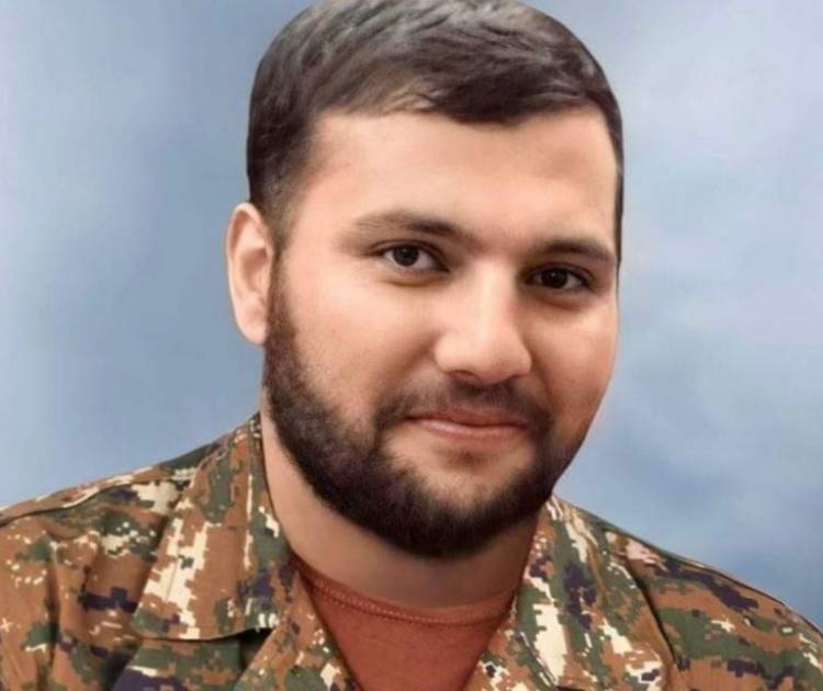 «Բոլորին հասնող, կամեցող, համեստ, ուժեղ». Հուսիկը մինչև վերջին շունչը պայքարել է վիրավորների կյանքի համար. «Փաստ»