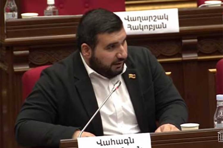 ՔՊ-ական պատգամավորին հեռացրել են բուհից. «Հրապարակ»