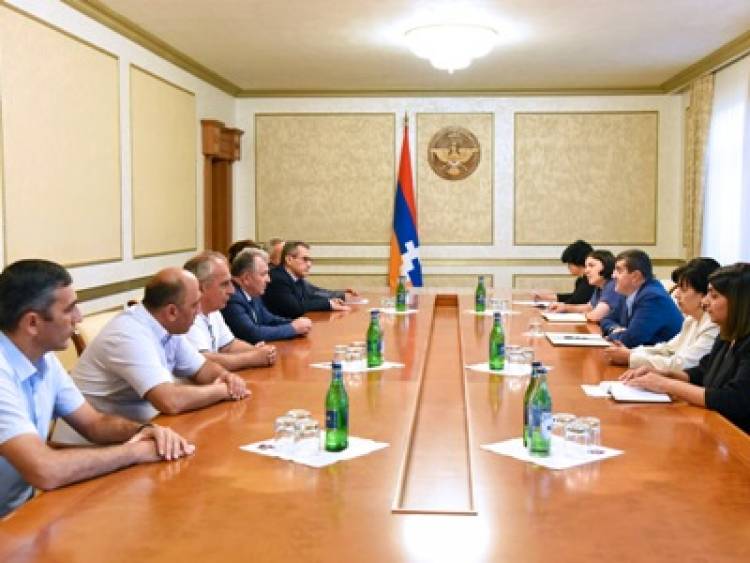 Արցախի նախագահը ԳԱԱ պատվիրակության հետ քննարկել է կրթության և գիտության զարգացմանն առնչվող հարցեր