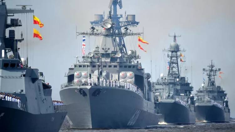 Силы Балтийского флота вышли в море для испытания двух подлодок