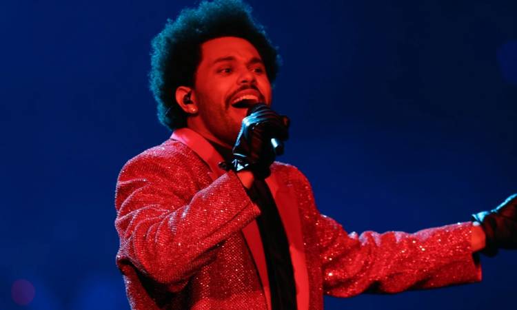 The Weeknd-ը ելույթի ժամանակ կորցրել է ձայնը (տեսանյութ)