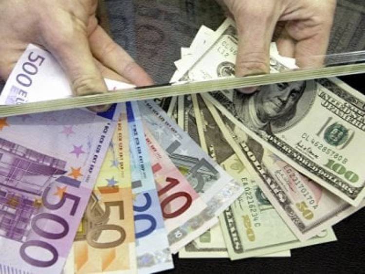 Դոլարի ու եվրոյի փոխարժեքները աննշան տատանվել են