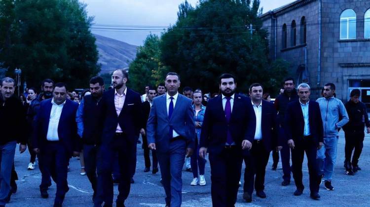 ՔՊ դեսանտը Սիսիանում է․ «Հրապարակ»