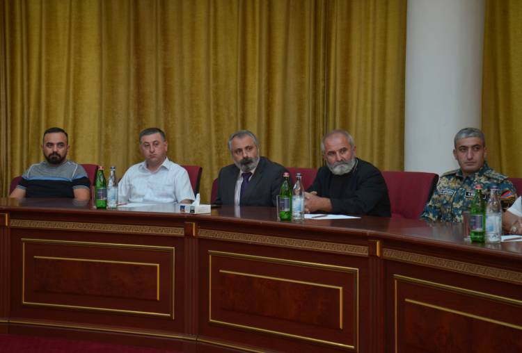 Դավիթ Բաբայանը պարգևատրվել է «Մայրական երախտագիտություն» մեդալով (լուսանկարներ)