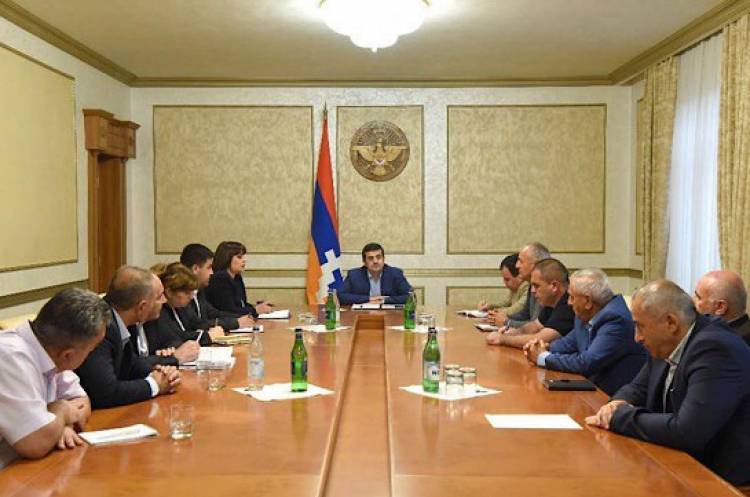 Ովքեր են ընդգրկվելու Արցախի նախագահին կից քաղաքական խորհրդում․ «Հրապարակ»