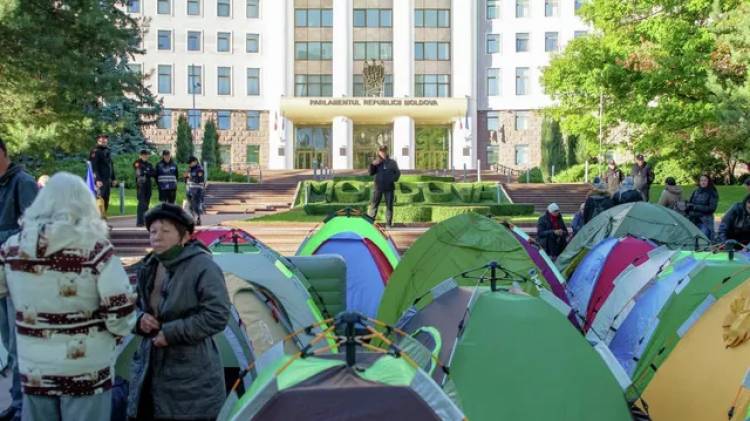 Сторонники молдавской партии "Шор" начали шестой день протестов