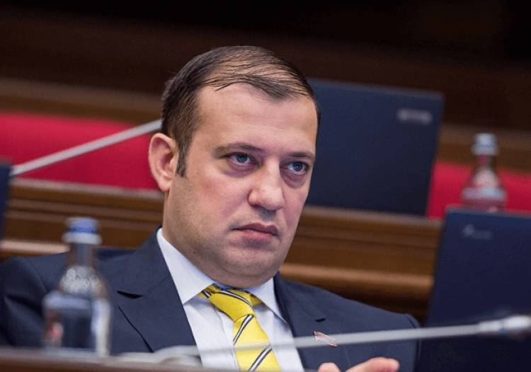 Նախընտրական ճնշումներ. մեկ օրում, մի ցուցակից 19 ինքնաբացարկ․ «Հրապարակ»