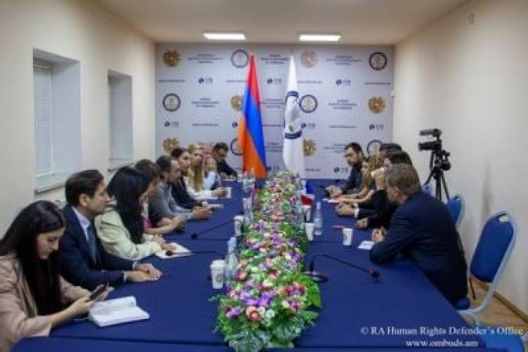 «Տարհանվածների մի մասը չի վերադարձել». ՀՀ ՄԻՊ-ը ֆրանսիացի պաշտոնյաներին ներկայացրել է Ադրբեջանի ագրեսիայի հետևանքները