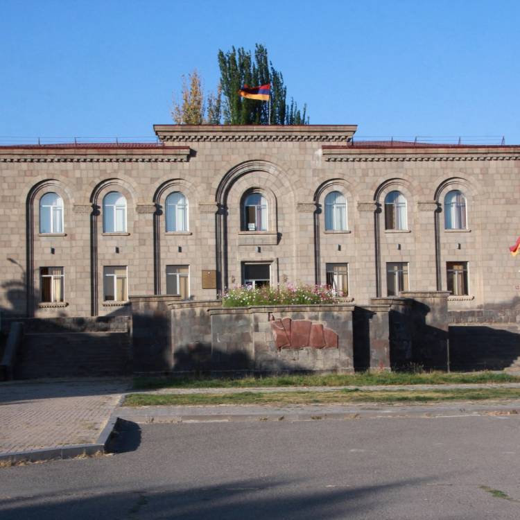 Սիսիանում դրամատիկ նիստ է սպասվում․ «Հրապարակ»