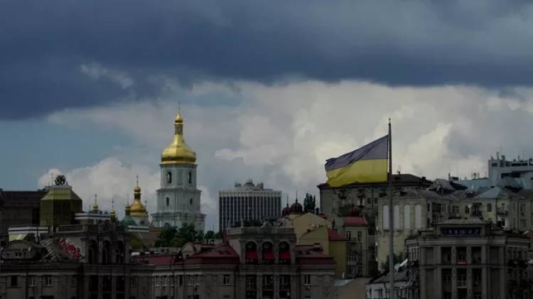 Украина заявила о получении от ЕС двух миллиардов евро помощи