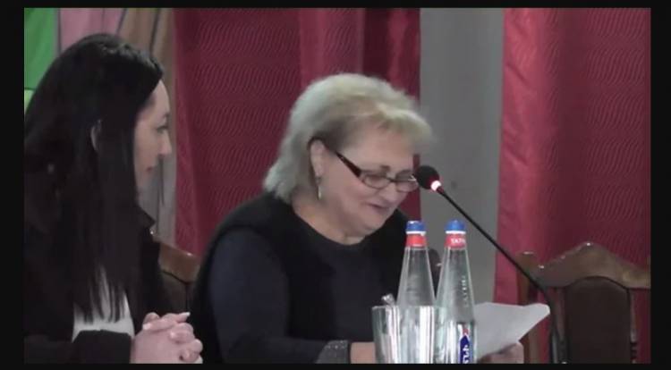 ՔՊ-ին աջակցելու համար ուսուցչուհին հեռախոս է նվեր ստացե՞լ․ «Հրապարակ»