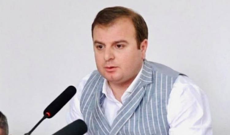 Փաստաբանների իրավունքների պաշտպանության հանձնաժողովը հորդորում է՝ վերադարձնել Էրիկ Ալեքսանյանի հեռախոսը