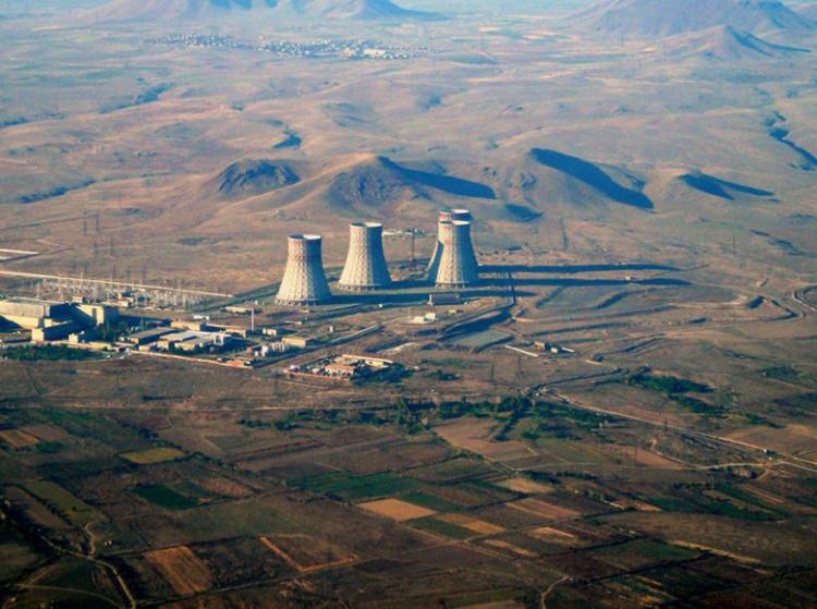 Ինչո՞ւ է փորձագետը դուռը շրխկացնելով հեռացել նախարարությունից․ «Փաստ»