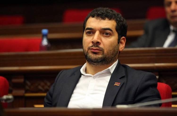 «Խորիմաստ» աներձագը