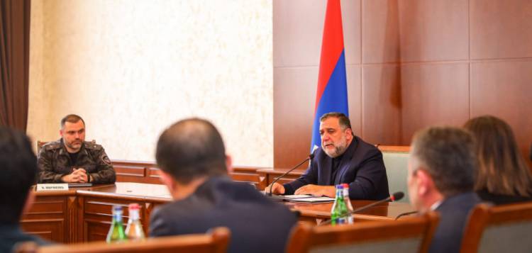 Բյուջեի գումարները ծախսվել են, այնինչ դեռ մեկուկես ամիս կա մինչև տարեվերջ. «Փաստ»