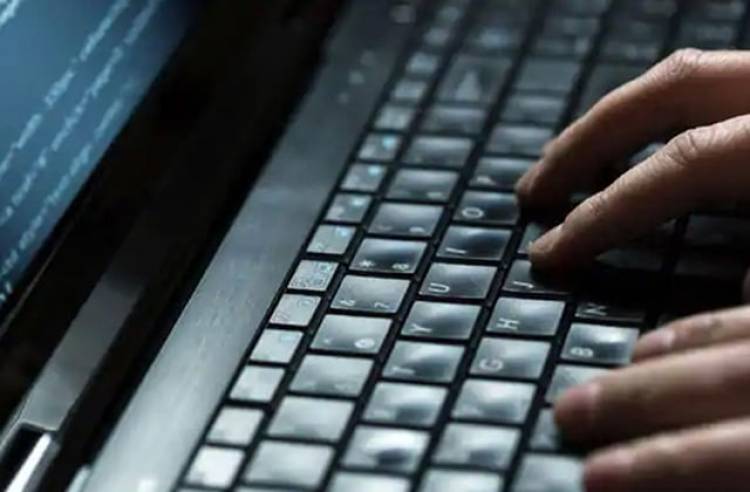 Արցախի բնակչուհուն համակարգչի օգնությամբ պատճառվել է խոշոր չափի նյութական վնաս