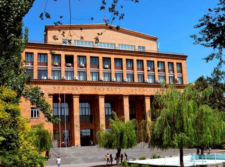 ԵՊՀ-ում նոր «չիստկա» են իրականացնո՞ւմ. «Փաստ»