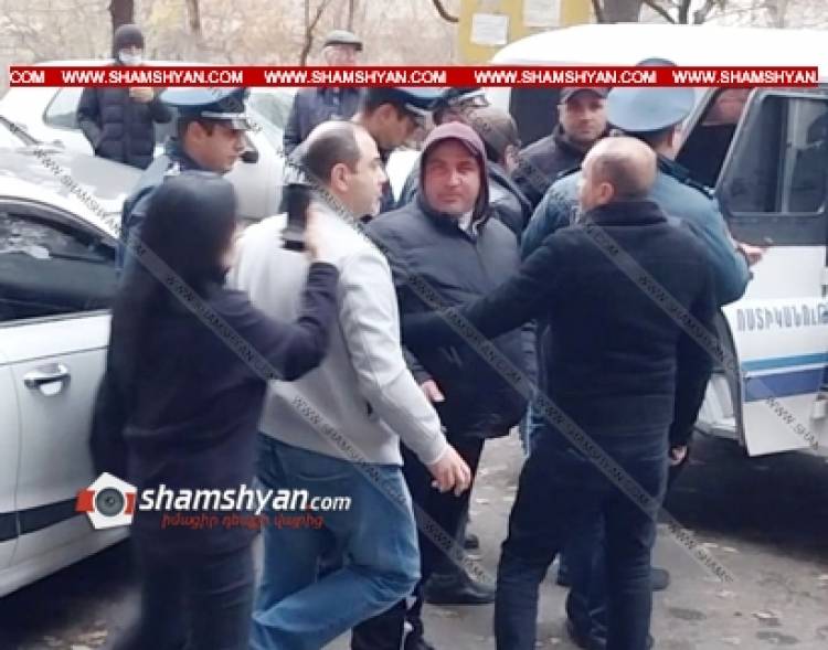 Երևանում մի խումբ անձինք, այս անգամ՝ առանց ձվերի ու ներկի, ներխուժել են «Դոգ»-ի գրասենյակ