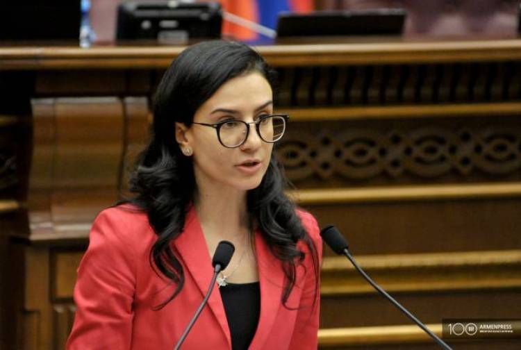 Դատախազը՝ մամուլի թշնամի. «Հրապարակ»