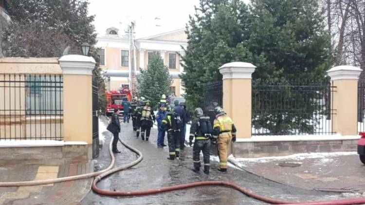 Горевшую усадьбу Лопухиных не эксплуатировали, заявили в Музее Востока