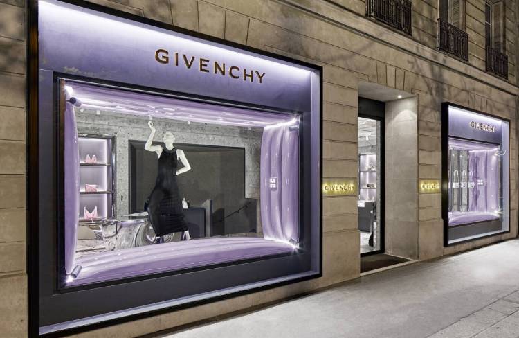 Givenchy-ի պոլիէթիլենային տոպրակը 995 դոլարով