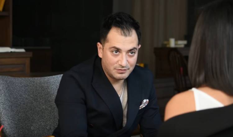 «Քայլերիս համար ինձ կներեք, Արցախում արյուն տված տղեք». Ավետ Բարսեղյանը՝ Արցախում ստեղծված իրավիճակի մասին (տեսանյութ)