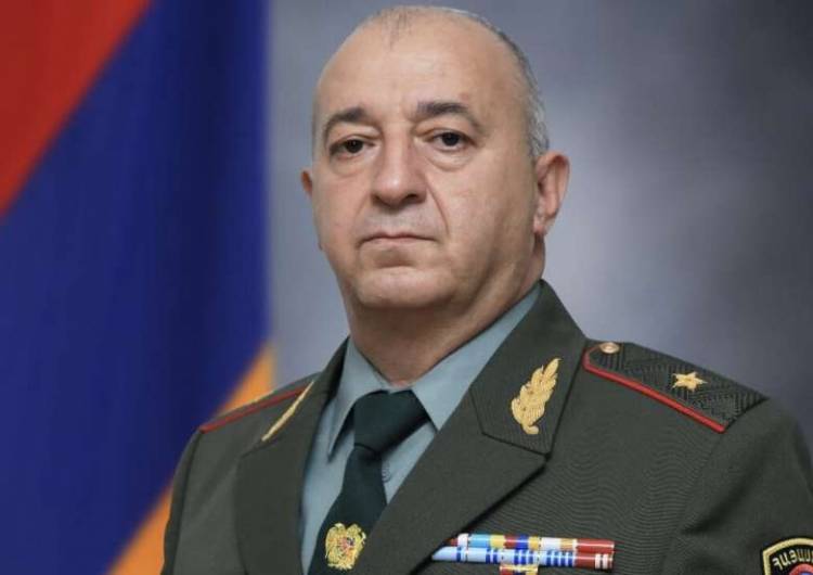Ձերբակալվել է ՀՀ ԶՈւ հետախուզության նախկին պետ Արայիկ Հարությունյանը