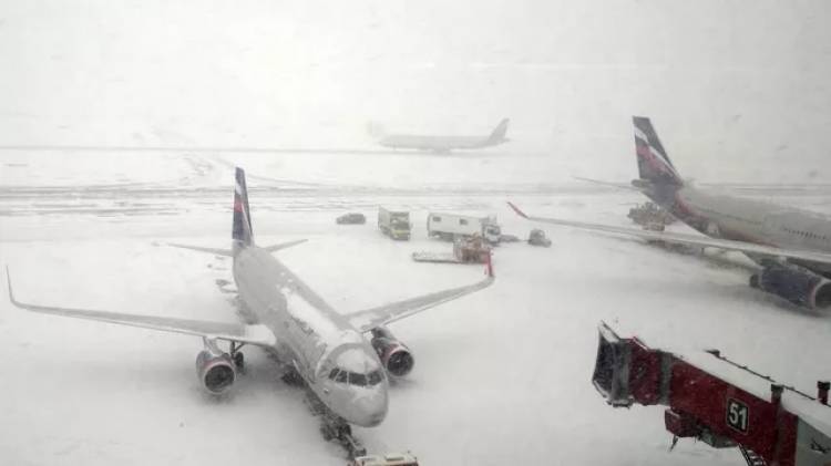 Столичный аэропорт "Шереметьево" предупредил о возможных задержках рейсов