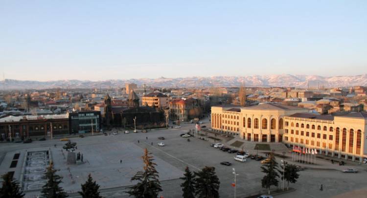 «ԱշխԸրքի կենտրոնում»՝ Գյումրիում տաղավարները կտրամադրվեն անվճար․ «Փաստ»