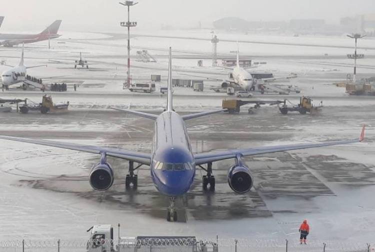 Մոսկվայի օդանավակայաններում  ավելի քան 60 չվերթ է հետաձգվել կամ չեղարկվել