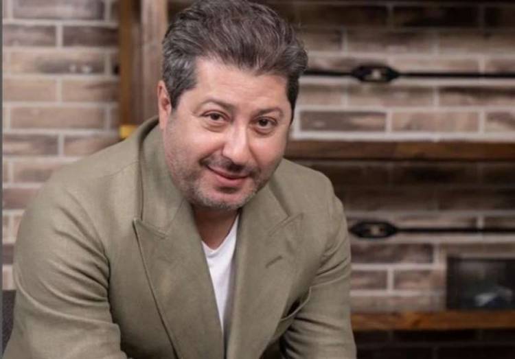 Ժամանակն ա իմաստավորելու կյանքը․․․ Գրիշա Աղախանյանը Ամանորյա լուսանկար է հրապարակել