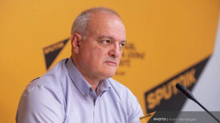 «Թե՛ Փաշինյանը, թե՛ Ալիևը ունիսոն, նույն նարատիվներով են հանդես գալիս». «Փաստ»