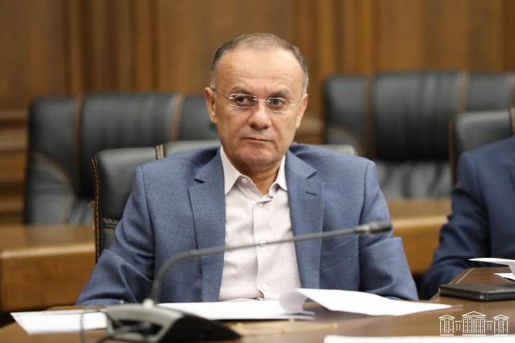 Գաղտնի գործն այնքան էլ գաղտնի չէ․ «Հրապարակ»
