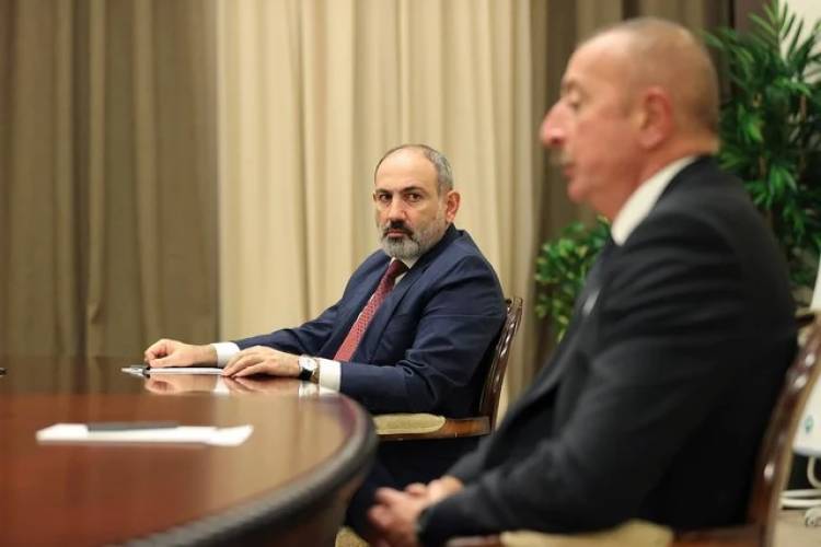 Փաշինյանն՝ Ալիևի խոսնա՞կ