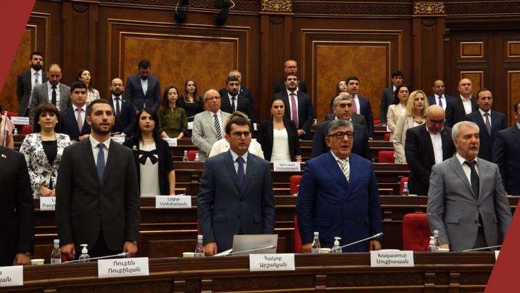 «Ճաքեր»՝ ՔՊ վերնախավում