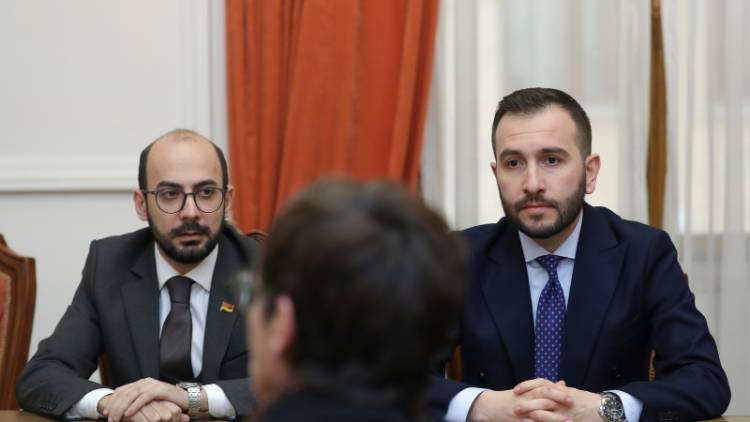 ԱԺ պատգամավորների օգնականները պարգևավճար են ստացել․ ՔՊ ղեկավարությունը հաղթեց․ «Ժողովուրդ»