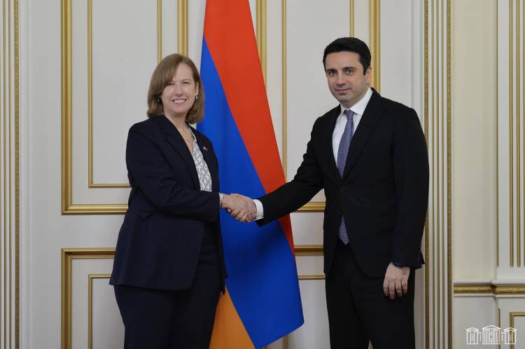 Վստահ եմ, որ հայ-ամերիկյան հարաբերությունները կշարունակեն զարգանալ ու ընդլայնվել. Ալեն Սիմոնյանն՝ ԱՄՆ դեսպանին