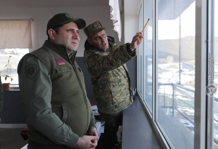 Սուրեն Պապիկյանն այցելել է ՊՆ զորամասեր
