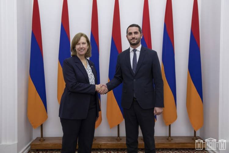 Ռուբինյանն ԱՄՆ դեսպանի հետ հանդիպմանը կարևորել է Լաչինի միջանցքն անհապաղ բացելու հարցը