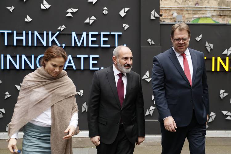 Փաշինյանը հանդիպում է ունեցել ԳԴՀ Արևելյան հանձնաժողովի և գերմանական առաջատար ընկերությունների ներկայացուցիչների հետ