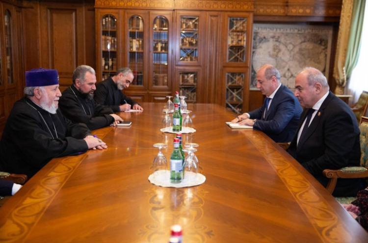 Ջանքեր կգործադնենք հայ-վրացական կապերի զորացման համար․ Վրաստանի դեսպանը՝ Գարեգին Բ-ին