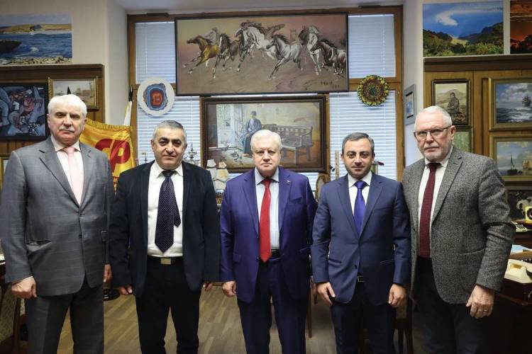Միրոնովը հույս է հայտնել, որ կլուծվեն հայերի անվտանգության խնդիրները, որի երաշխավորը շարունակում է մնալ ՌԴ-ն․ Սաղաթելյան