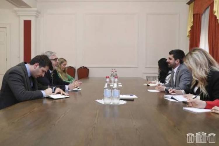 Ադրբեջանը շարունակում է արգելափակված պահել Լաչինի միջանցքը․ պատգամավորը՝ Շվեդիայի դեսպանին